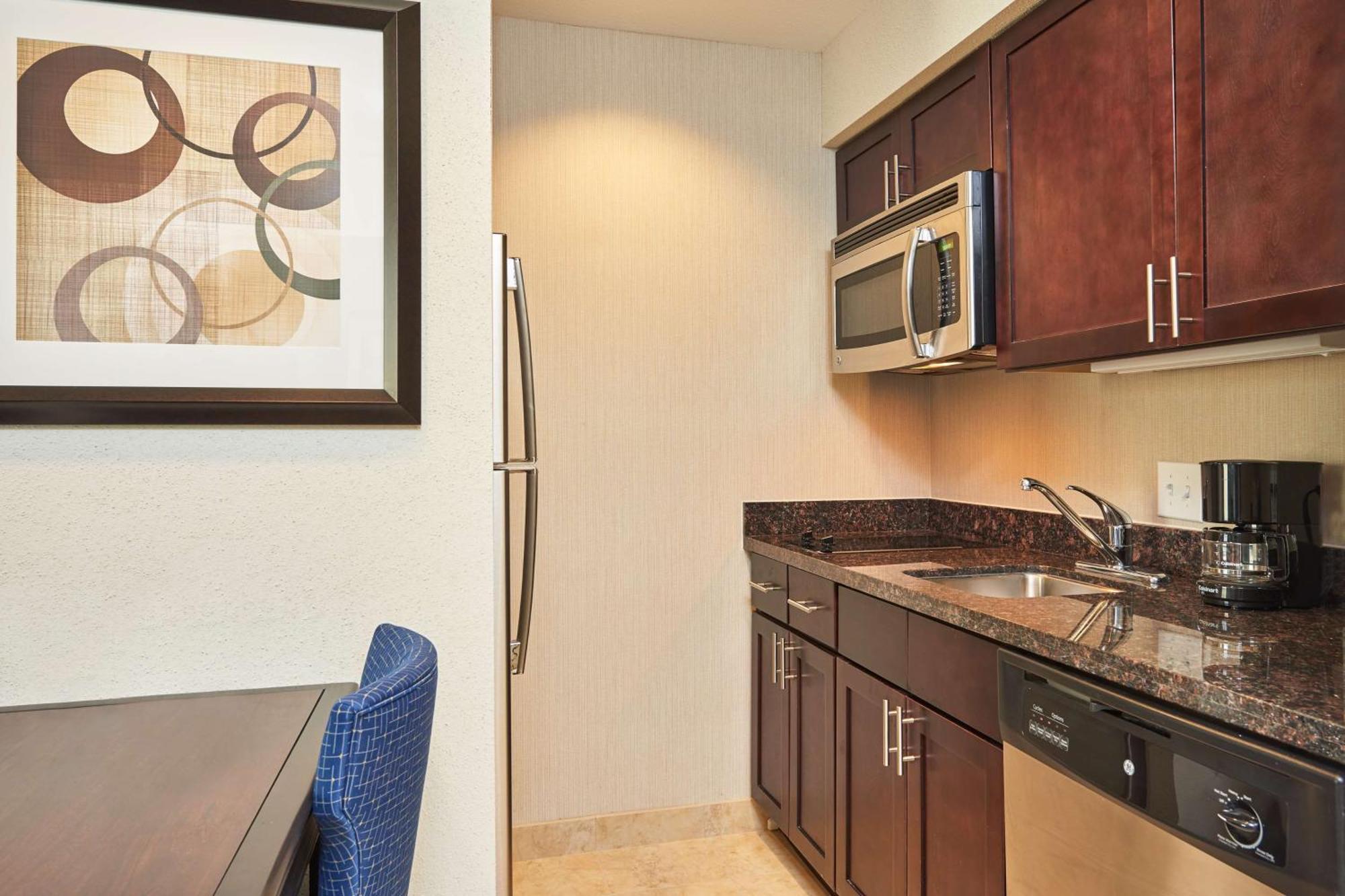 Homewood Suites Odessa Exteriör bild