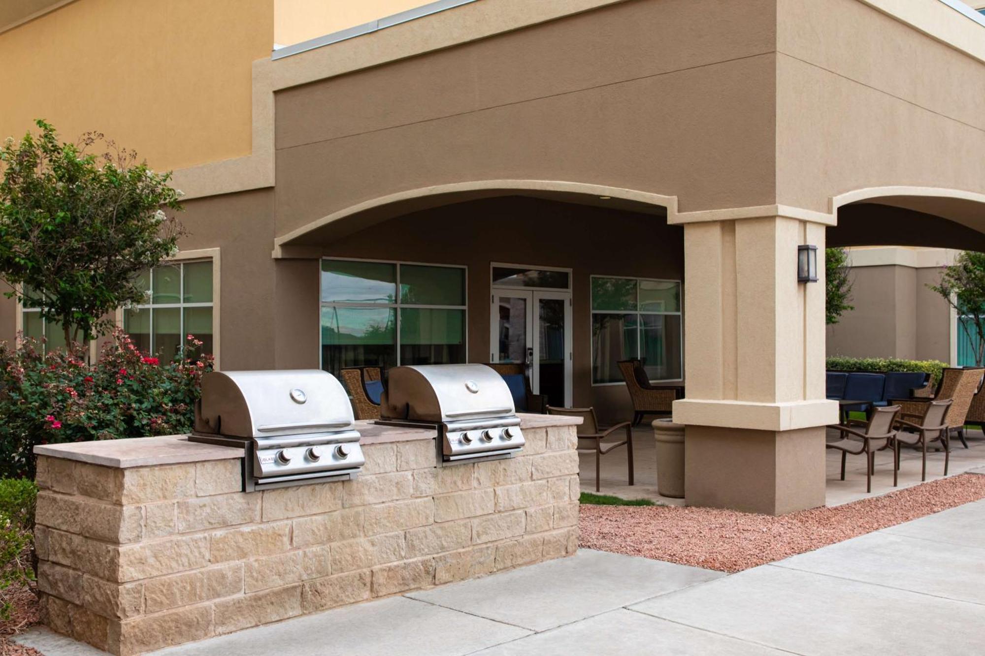 Homewood Suites Odessa Exteriör bild